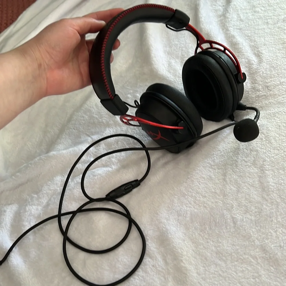 HX headphones